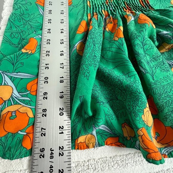 Anthropologie by Vanessa and Virginia Pintuck Floral Swing Top Green 3/4 Sleeve - Picture 7 of 8